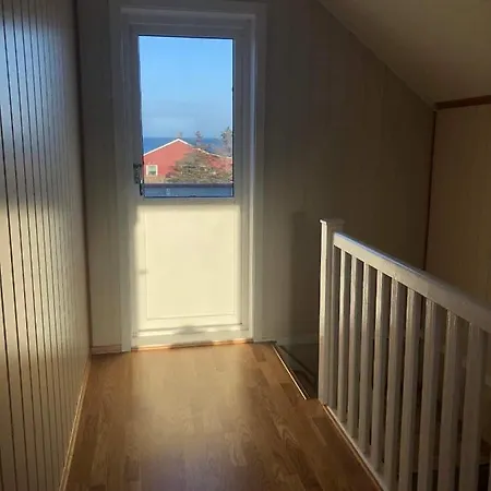 Koselig Enebolig Med Gratis Parkering! * Andenes